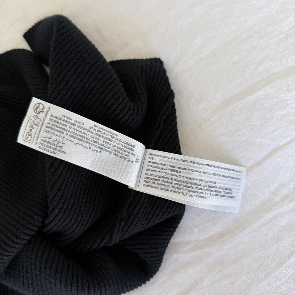 Abercrombie & Fitch Strapless Knit Twist Front Tube Top Black - Picture 5 of 6